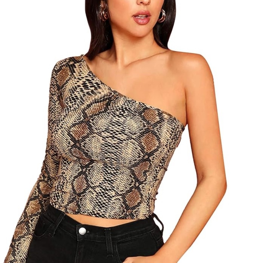 One-Shoulder Snake Print Top